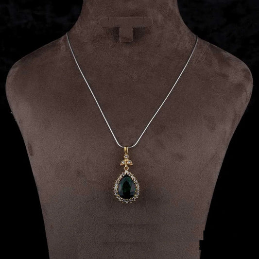 Hurrem Sultanas Huyam Emerald Silver Necklace