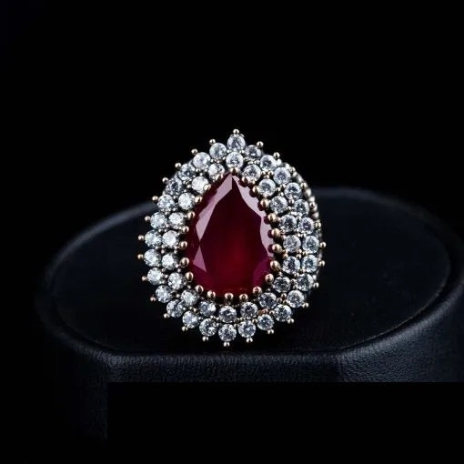 Mahidevran Sultan Garnet Silver Ring