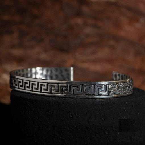 Modern Design Unisex Silver Cuff Bracelet