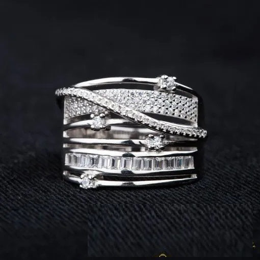 xclusive Design White Zircon Women Ring