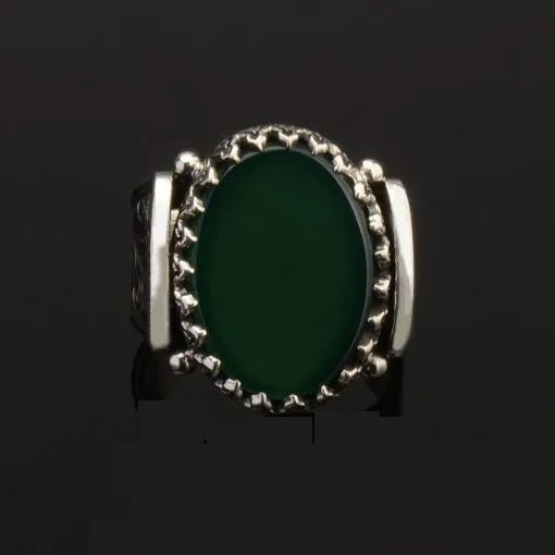 Hun Collection Flat Green Agate Silver Men Ring