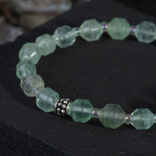 Green Aqeeq Faceted Beaded Elastic Bracelet