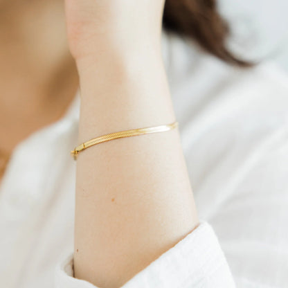 Essential Herringbone Bracelet