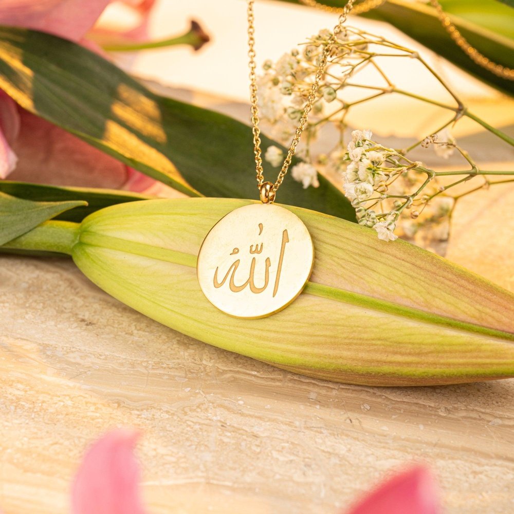 ALLAH ROUND PENDANT NECKLACE